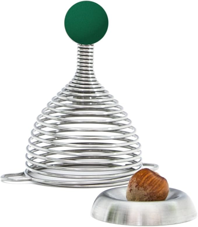 Spiralförmiger Nussknacker aus Metall mit grüner Silikonkugel und Auffangschale